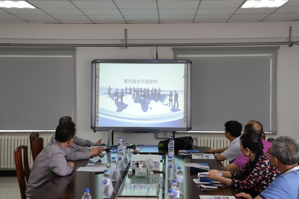 与中油吉林化建工程有限公司开展产教融合座谈会